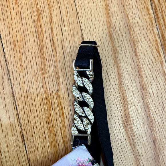 Victoria Secret Floral Tropical Print Bra bombshell shine strap size 32B - Picture 3 of 6